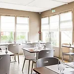 Campanile Nature - Sud Aeroport 酒店 普瓦捷