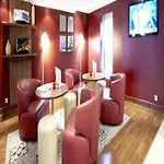 Campanile Nature - Sud Aeroport 3* 普瓦捷