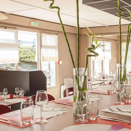 Campanile Hotel 3*