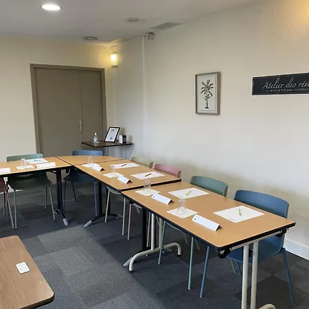 Campanile 3* Poitiers