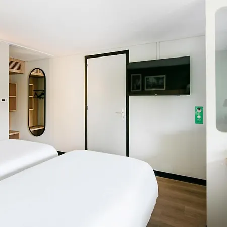 Campanile Nature - Sud Aeroport