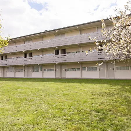 Campanile Nature - Sud Aeroport 3*