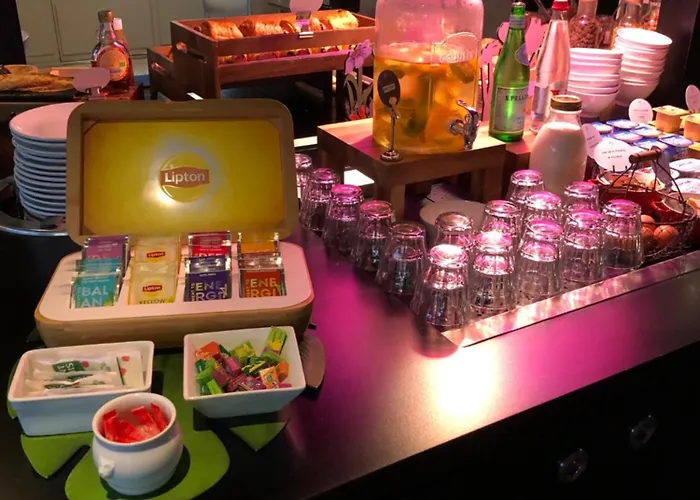 Hotel Campanile Nature - Poitiers Sud Aeroport Poitiers